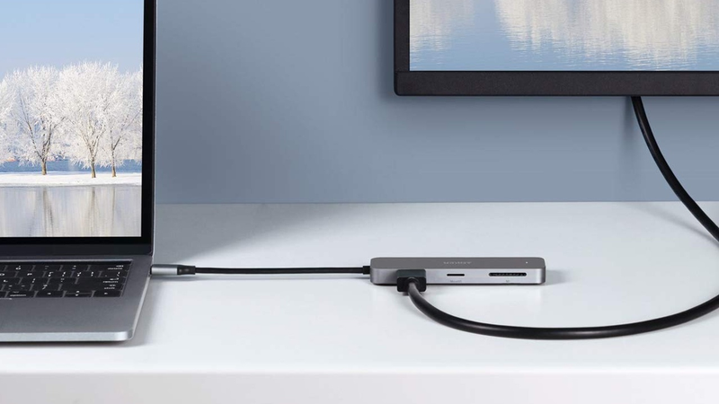 Hub Anker USB-C 4 en 1 tipo C | $20 | Amazon | Usa el cupón en la página y el código AKCUB23Adaptador Anker USB-C 5 en 1 | $22 | Amazon | Usa el cupón en la página y el código AKCHUB44